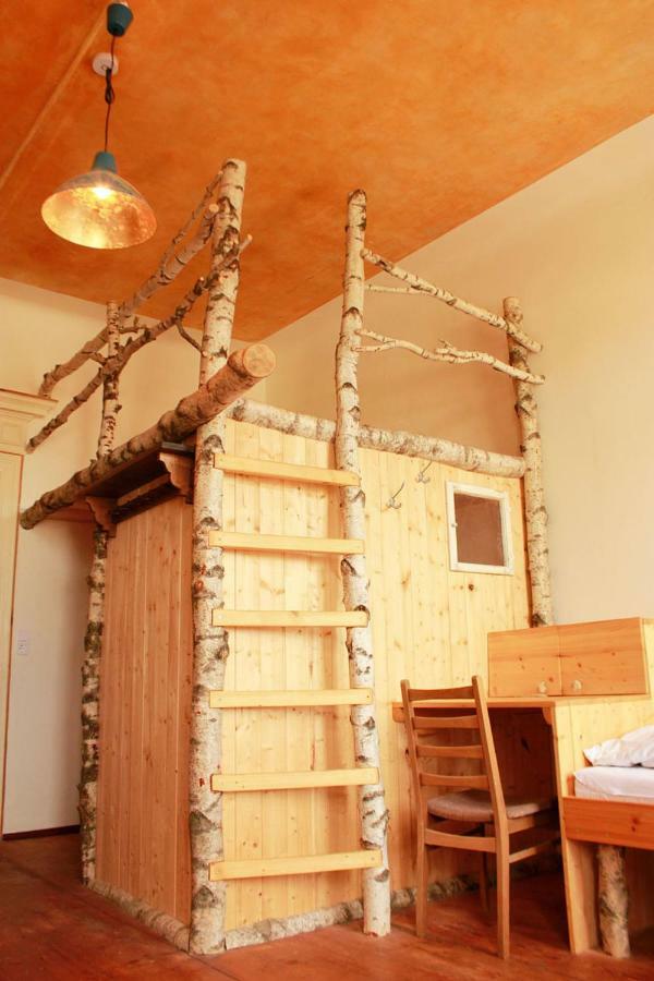 Bed 5-Bed Dormitory Room